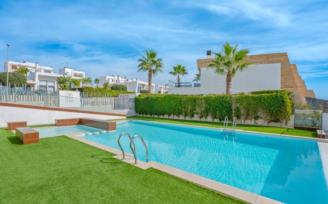 Resale - Villa -
Orihuela Costa - Costa Blanca