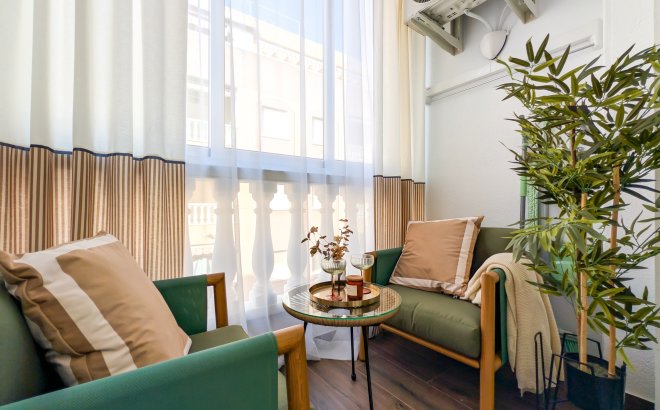 Resale - Apartment -
Torrevieja - Costa Blanca