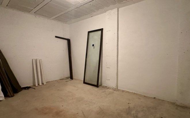 Resale - Town House -
San Miguel de Salinas - Inland