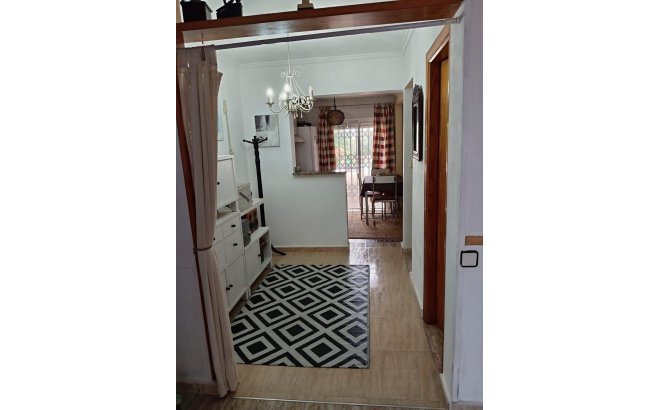 Revente - Town House -
Torrevieja - Costa Blanca