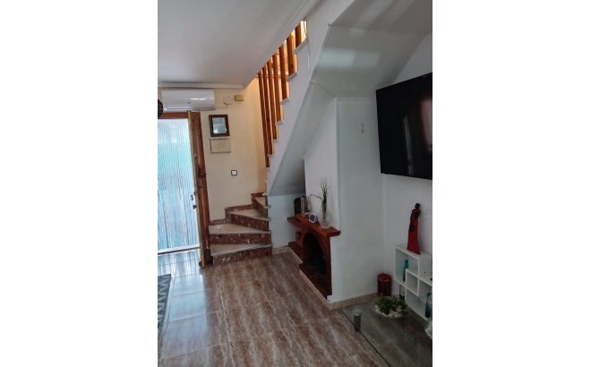 Revente - Town House -
Torrevieja - Costa Blanca