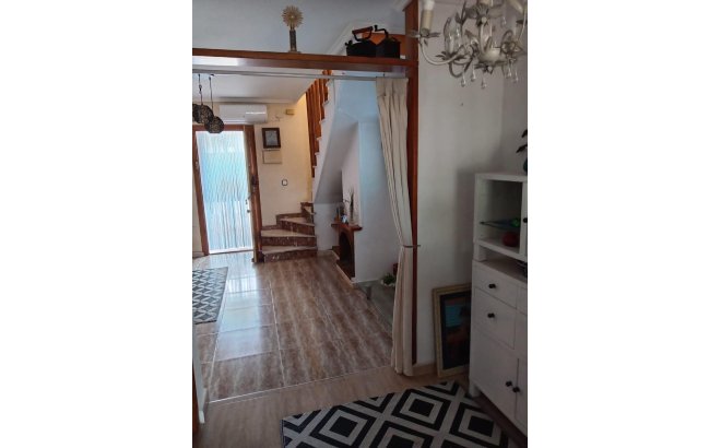 Revente - Town House -
Torrevieja - Costa Blanca