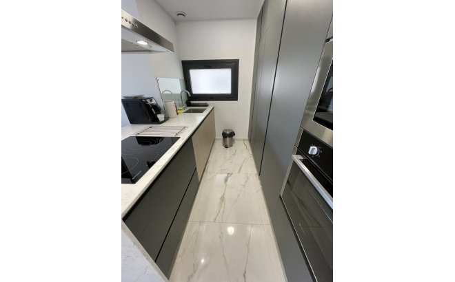 Resale - Apartment -
Los Altos - Costa Blanca