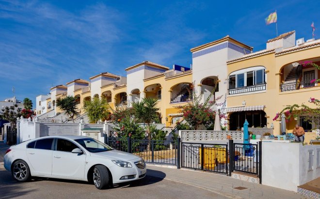 Herverkoop - Bungalow -
Orihuela Costa - Los Altos