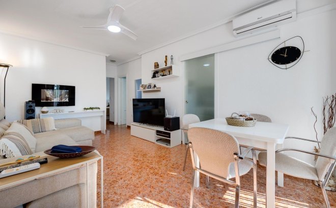 Herverkoop - Bungalow -
Orihuela Costa - Los Altos