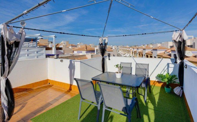 Herverkoop - Bungalow -
Orihuela Costa - Los Altos