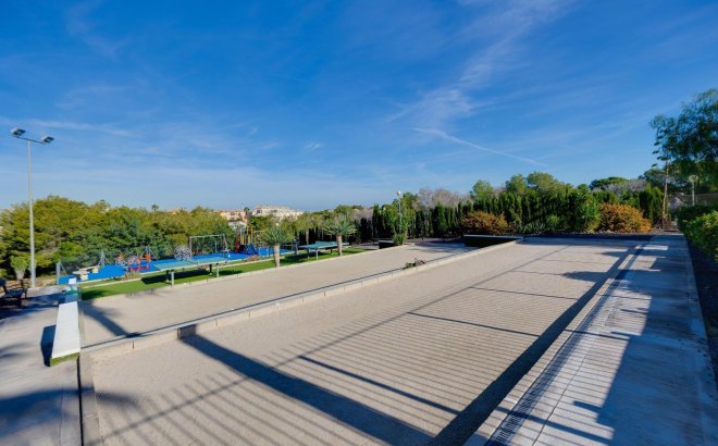 Herverkoop - Bungalow -
Orihuela Costa - Los Altos