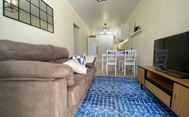 Herverkoop - Town House -
Torrevieja - Costa Blanca