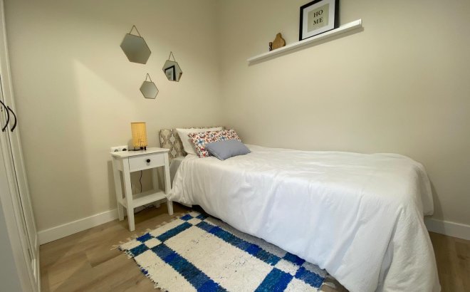 Herverkoop - Town House -
Torrevieja - Costa Blanca