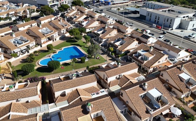 Resale - Bungalow -
La Zenia - Costa Blanca