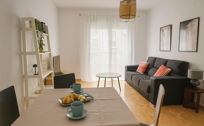 Resale - Apartment -
Torrevieja - Playa del Cura