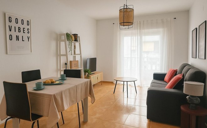 Resale - Apartment -
Torrevieja - Playa del Cura