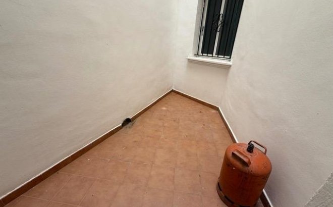 Resale - Apartment -
Torrevieja - Playa del Cura