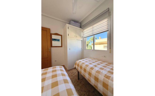 Resale - Bungalow -
Orihuela Costa - Rocio Del Mar
