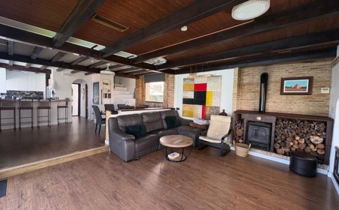 Resale - Villa -
Orihuela Costa - Costa Blanca