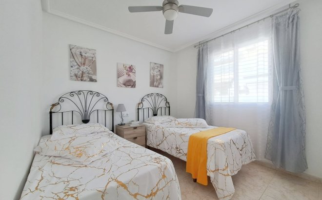 Resale - Apartment -
Torrevieja - Costa Blanca