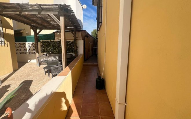 Resale - Town House -
Orihuela Costa - Los Almendros-la Florida