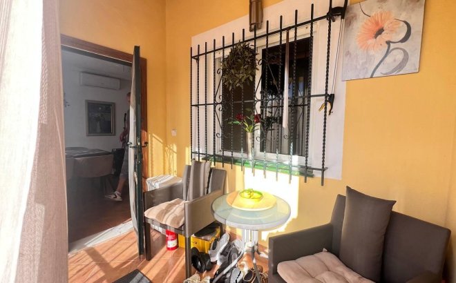 Resale - Town House -
Orihuela Costa - Los Almendros-la Florida