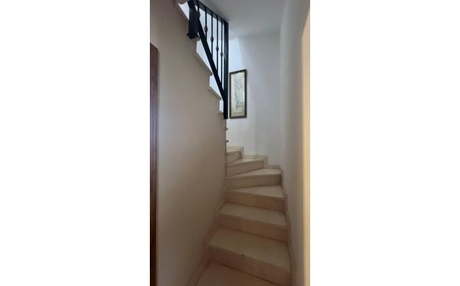 Resale - Town House -
Orihuela Costa - Los Almendros-la Florida