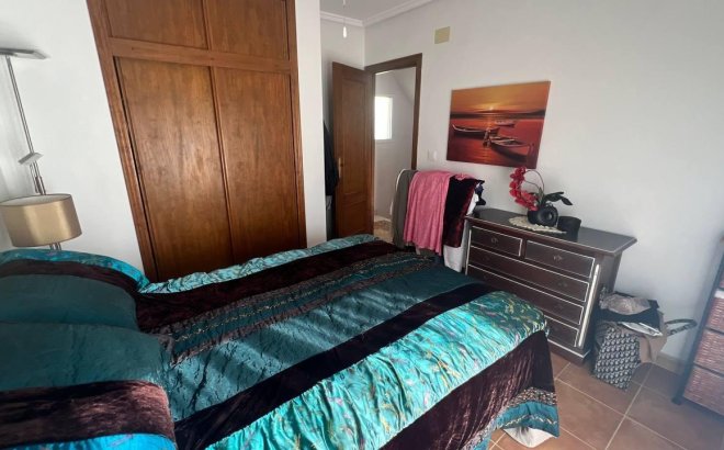 Resale - Town House -
Orihuela Costa - Los Almendros-la Florida