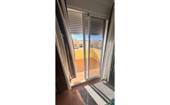 Resale - Town House -
Orihuela Costa - Los Almendros-la Florida