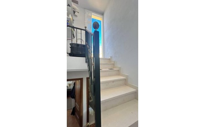 Resale - Town House -
Orihuela Costa - Los Almendros-la Florida