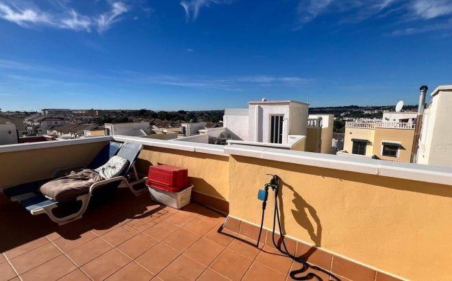 Resale - Town House -
Orihuela Costa - Los Almendros-la Florida