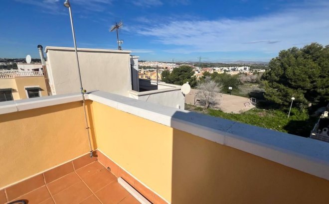 Resale - Town House -
Orihuela Costa - Los Almendros-la Florida
