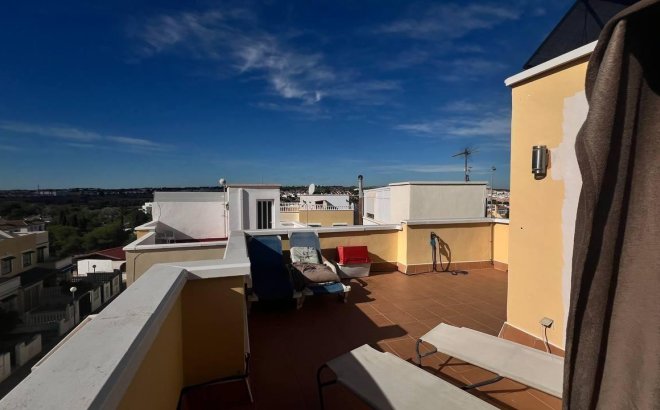 Resale - Town House -
Orihuela Costa - Los Almendros-la Florida