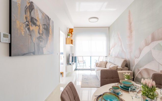 Resale - Apartment -
Torrevieja - Estacion De Autobuses