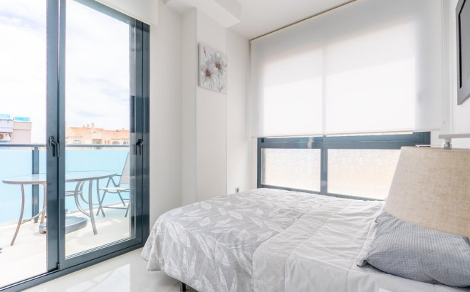 Resale - Apartment -
Torrevieja - Estacion De Autobuses