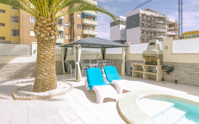 Revente - Town House -
Torrevieja - Punta Prima
