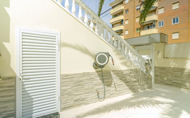 Revente - Town House -
Torrevieja - Punta Prima
