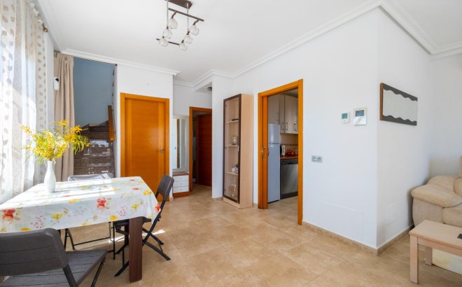 Resale - Villa -
Torrevieja - La Mata