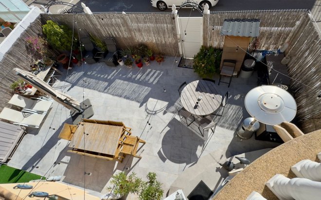 Resale - Villa -
Orihuela Costa - Costa Blanca