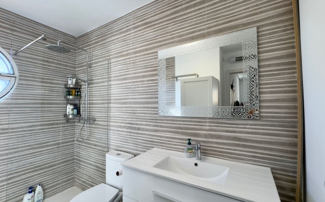 Resale - Villa -
Orihuela Costa - Costa Blanca