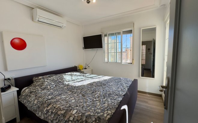 Resale - Villa -
Orihuela Costa - Costa Blanca