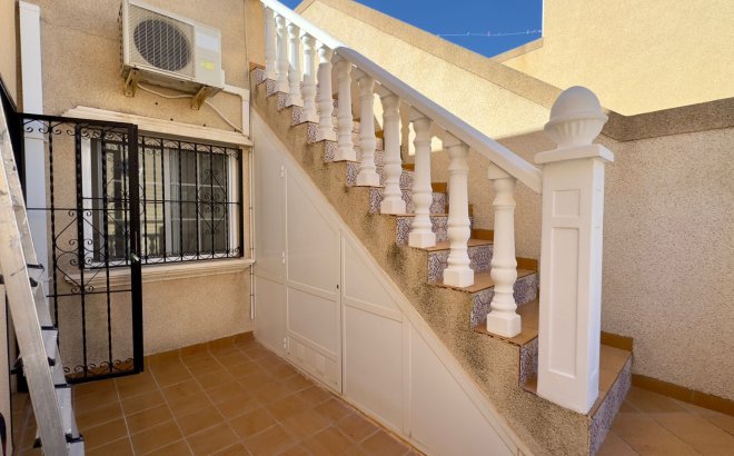Resale - Villa -
Orihuela Costa - Costa Blanca