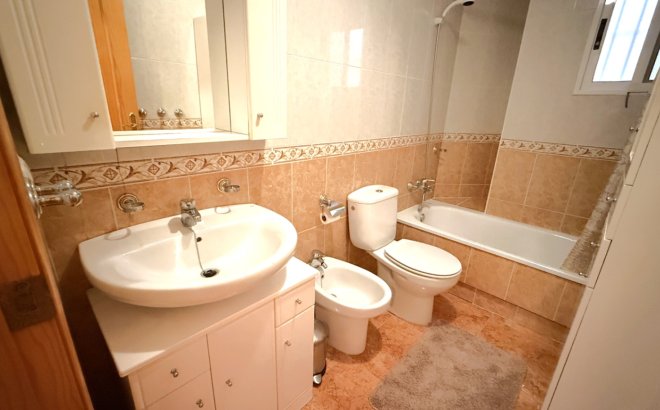 Revente - Appartement -
Torrevieja - Costa Blanca