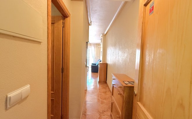 Revente - Appartement -
Torrevieja - Costa Blanca