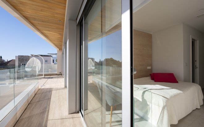 Resale - Villa -
Orihuela Costa - Cabo Roig