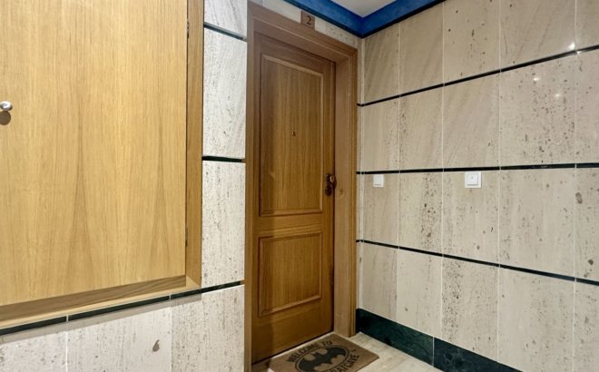 Revente - Appartement -
Mil Palmeras - Costa Blanca