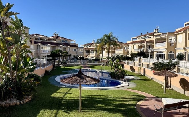 Resale - Dúplex -
Orihuela Costa - Costa Blanca