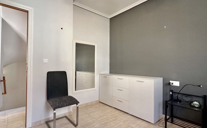 Resale - Dúplex -
Orihuela Costa - Costa Blanca