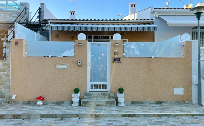 Resale - Town House -
Torrevieja - Costa Blanca