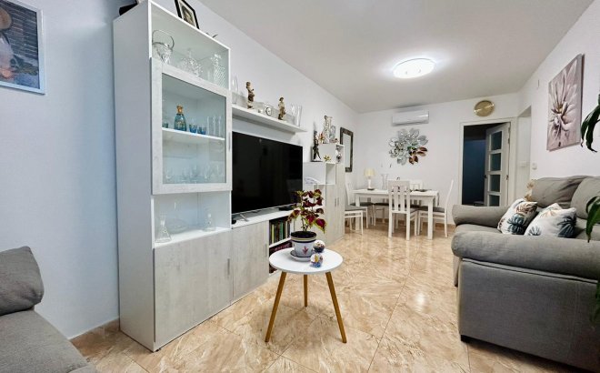 Resale - Town House -
Torrevieja - Costa Blanca