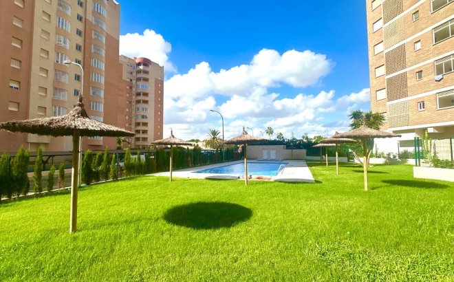 Herverkoop - Appartement -
Orihuela Costa - Campoamor