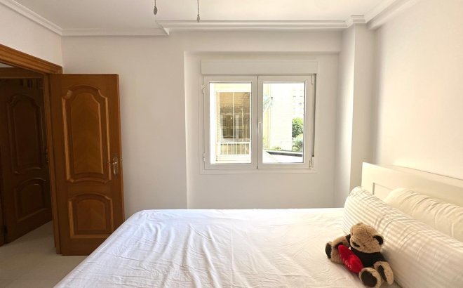 Herverkoop - Appartement -
Orihuela Costa - Campoamor