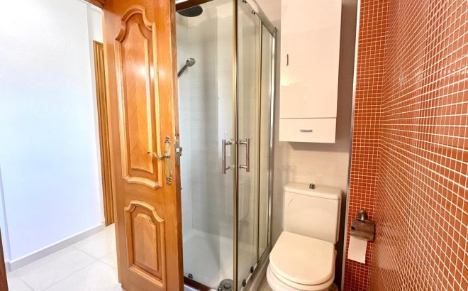 Herverkoop - Appartement -
Orihuela Costa - Campoamor