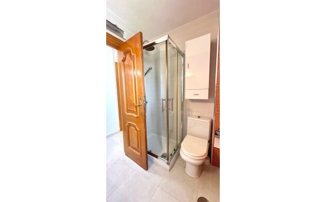 Herverkoop - Appartement -
Orihuela Costa - Campoamor